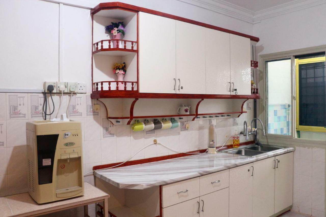 Little Family Homestay Malacca Екстериор снимка